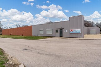 Plus de détails pour 3944 Auburn St, Rockford, IL - Industriel/Logistique à louer
