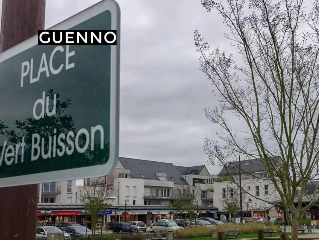 Local commercial dans Bruz à louer Photo de l’immeuble– Image 1 sur 2