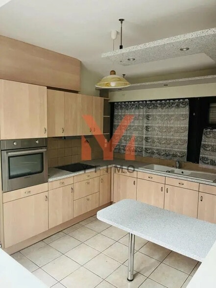 Bureau dans Conflans-Sainte-Honorine à louer - Photo de l’immeuble – Image 3 sur 10