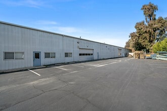 3230 Riverside Ave, Paso Robles, CA à louer Photo intérieure– Image 1 sur 34