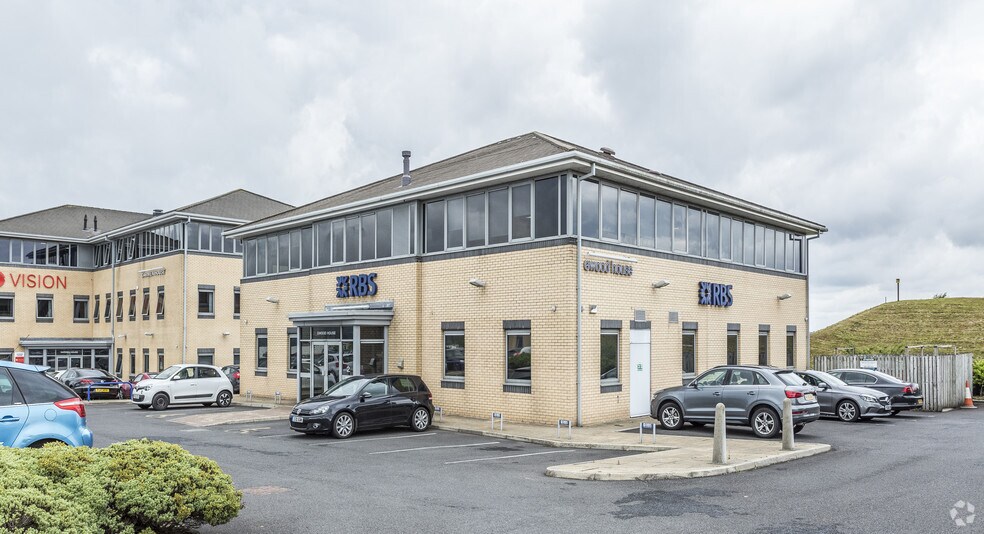 Walker Rd, Blackburn à louer - Photo principale – Image 1 sur 5