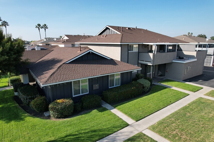 3555 W Cerritos Ave, Anaheim, CA à vendre - Photo principale – Image 1 sur 20