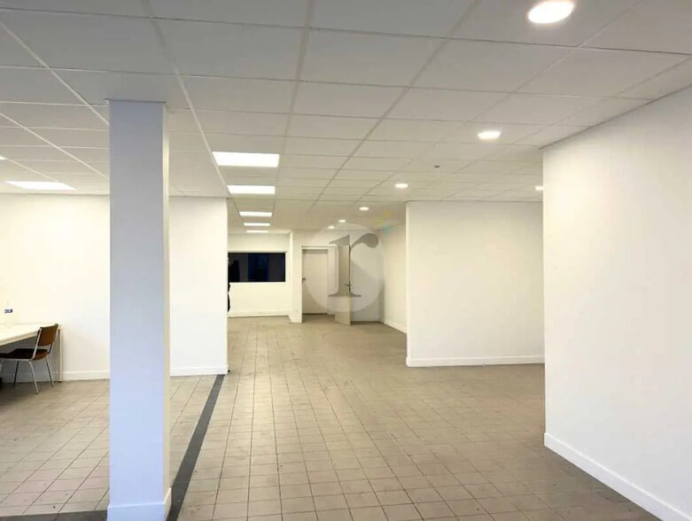 Bureau dans Lille à louer - Photo de l’immeuble – Image 3 sur 4