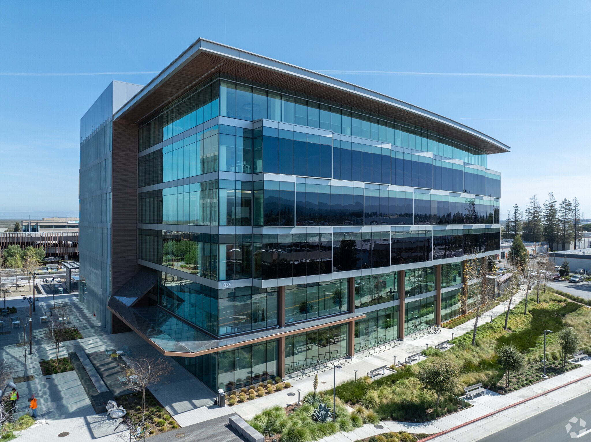 835 Industrial Rd, San Carlos, CA à louer Photo principale– Image 1 sur 8