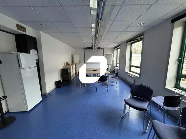 Bureau dans Melun à louer - Photo intérieure – Image 3 sur 10