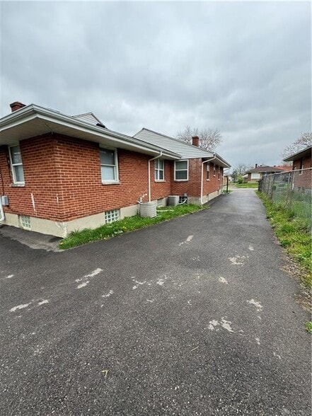 3678 Otterbein Ave, Dayton, OH à vendre - Photo de l’immeuble – Image 2 sur 8