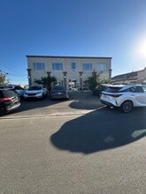 10351 60th Ave NW, Edmonton, AB à louer Photo de l’immeuble– Image 1 sur 4