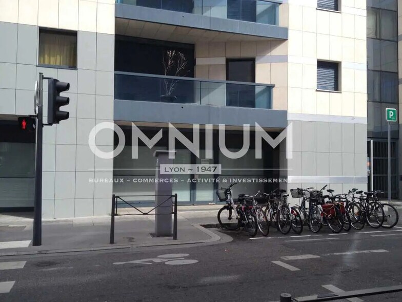 Bureau dans Lyon à vendre - Photo de l’immeuble – Image 1 sur 8