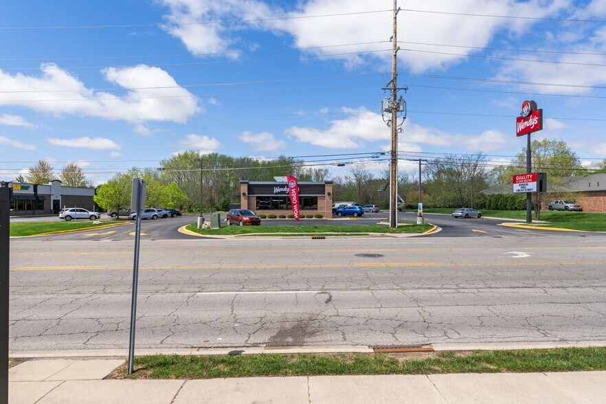 125 N Dixon Rd, Kokomo, IN à vendre - Photo de l’immeuble – Image 2 sur 7