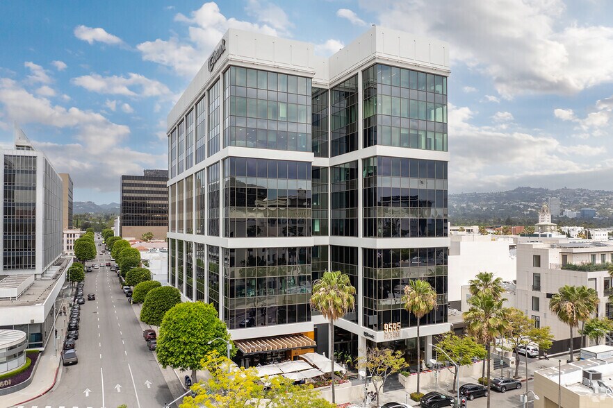 9595 Wilshire Blvd, Beverly Hills, CA à louer - Photo de l’immeuble – Image 2 sur 6