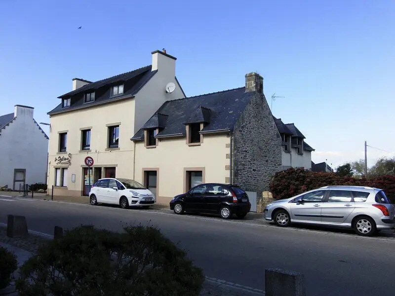 Local commercial dans Confort-Meilars à vendre Photo de l’immeuble– Image 1 sur 11