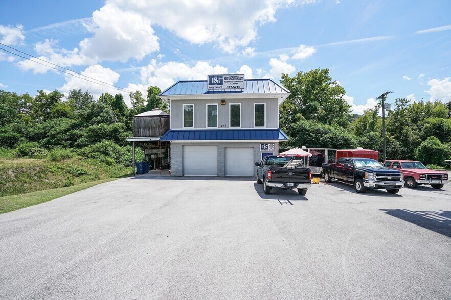 2016 Dayton Blvd, Chattanooga, TN à louer - Photo de l’immeuble – Image 2 sur 12