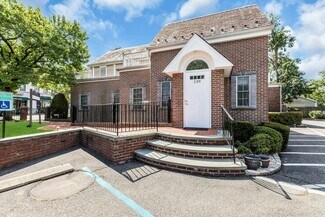Plus de détails pour 139 Plandome Rd, Manhasset, NY - Bureau à vendre