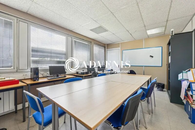 Bureau dans Noisiel à vendre - Photo de l’immeuble – Image 3 sur 6