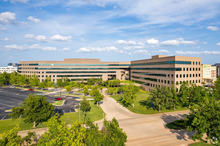 14000 N Quail Springs Pky, Oklahoma City, OK à louer - Photo principale – Image 1 sur 16