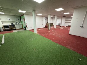 Station St, Porth à louer Photo intérieure– Image 2 sur 5