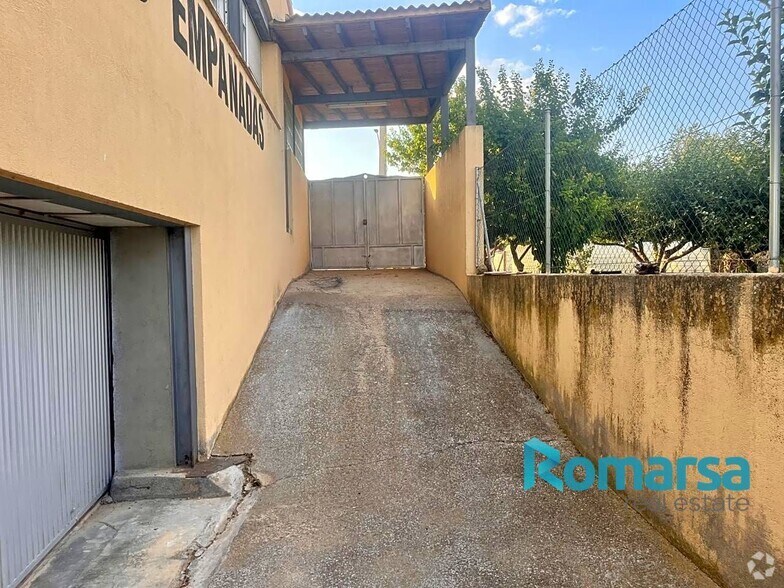 Industriel/Logistique dans Muñogalindo, Ávila à vendre - Photo de l’immeuble – Image 2 sur 19