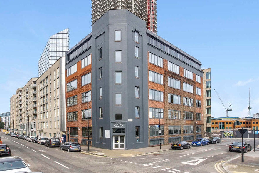 142 Central St, Londres à louer - Photo de l’immeuble – Image 1 sur 4
