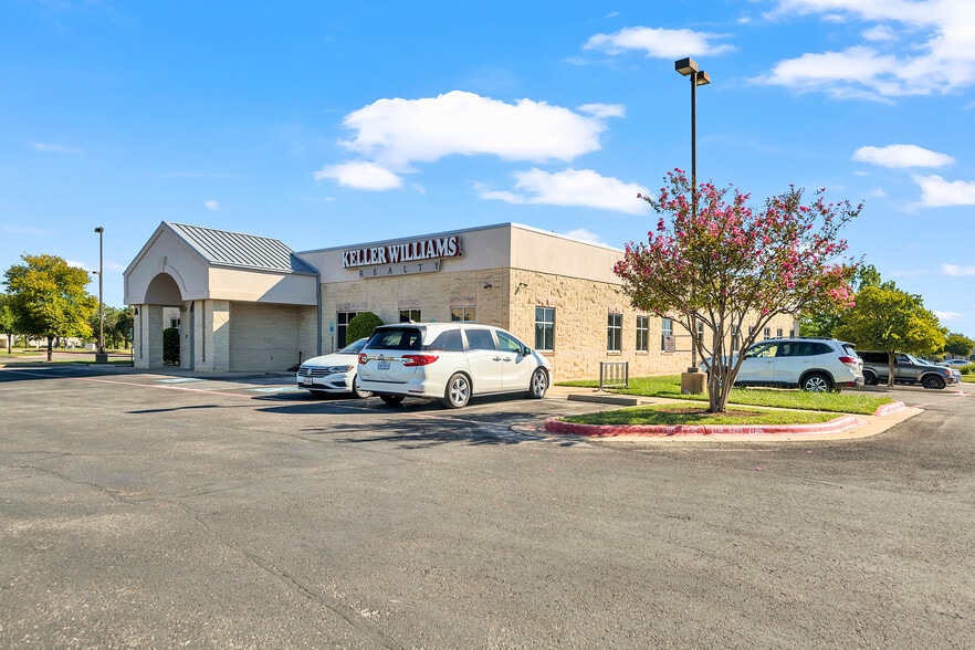 900 Quest Blvd, Cedar Park, TX à vendre - Photo de l’immeuble – Image 2 sur 11