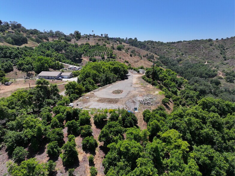 2682 Canyon Crest Dr, Escondido, CA à vendre - Aérien – Image 3 sur 14