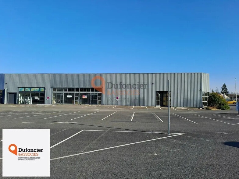 Local commercial dans Châtellerault à louer - Photo de l’immeuble – Image 1 sur 2