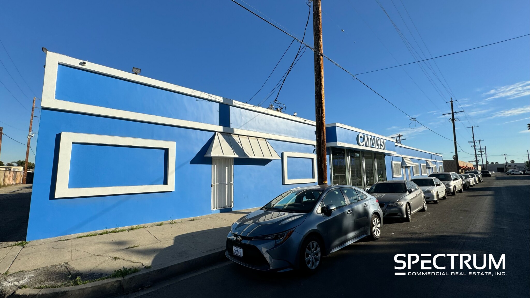 8150-8166 Orion Ave, Van Nuys, CA à louer Photo de l’immeuble– Image 1 sur 4