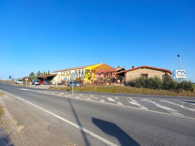 Terrain dans Arévalo, Ávila à vendre - Photo principale – Image 1 sur 37