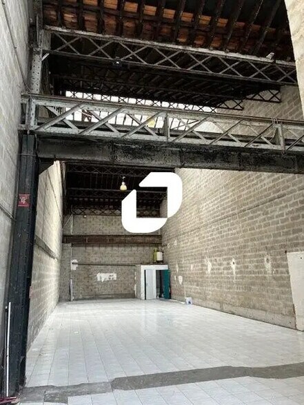 Local d'activités dans Noisy-le-Sec à vendre - Photo intérieure – Image 2 sur 4