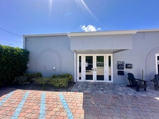 Plus de détails pour 5731 NE 14th Ave, Fort Lauderdale, FL - Industriel/Logistique à louer