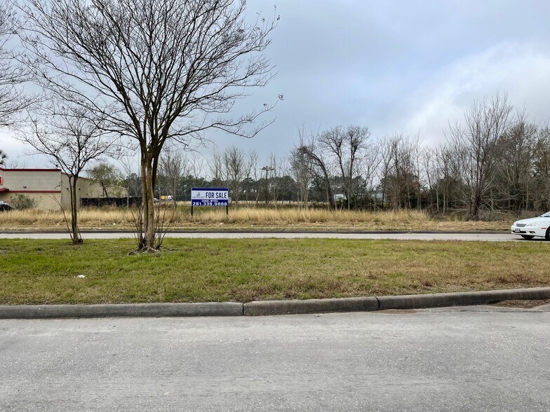 Tidwell & N Wayside Rd, Houston, TX à vendre - Photo de l’immeuble – Image 2 sur 4