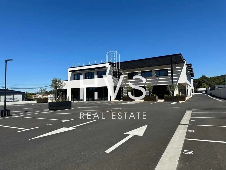 480 Route De Berre, Éguilles à vendre - Photo de l’immeuble – Image 2 sur 14