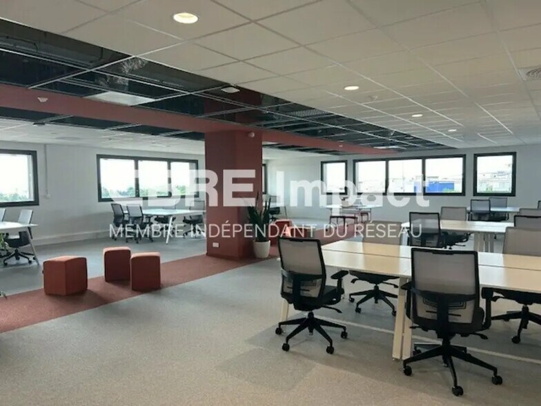 21 Avenue Francoise Giroud, Dijon à louer - Photo de l’immeuble – Image 2 sur 2