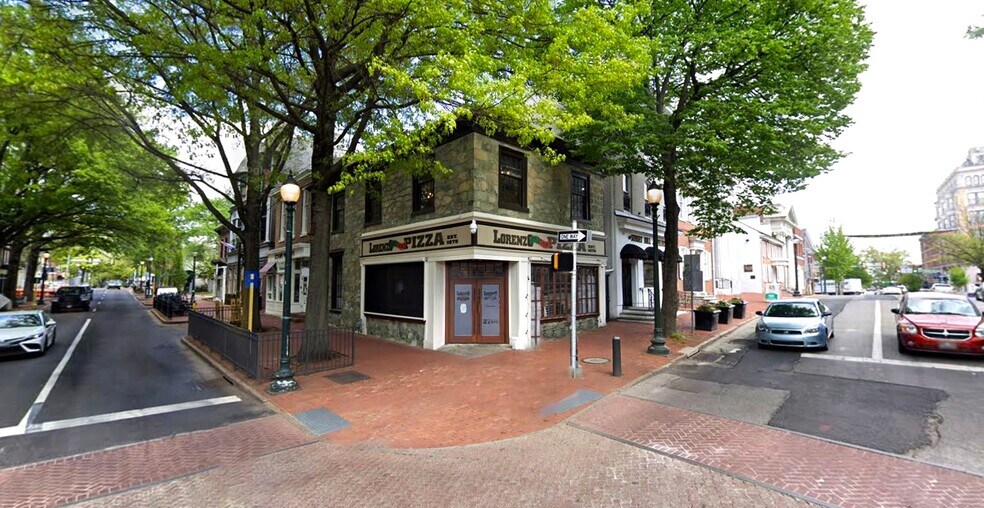 27 N High St, West Chester, PA à vendre - Photo de l’immeuble – Image 2 sur 15