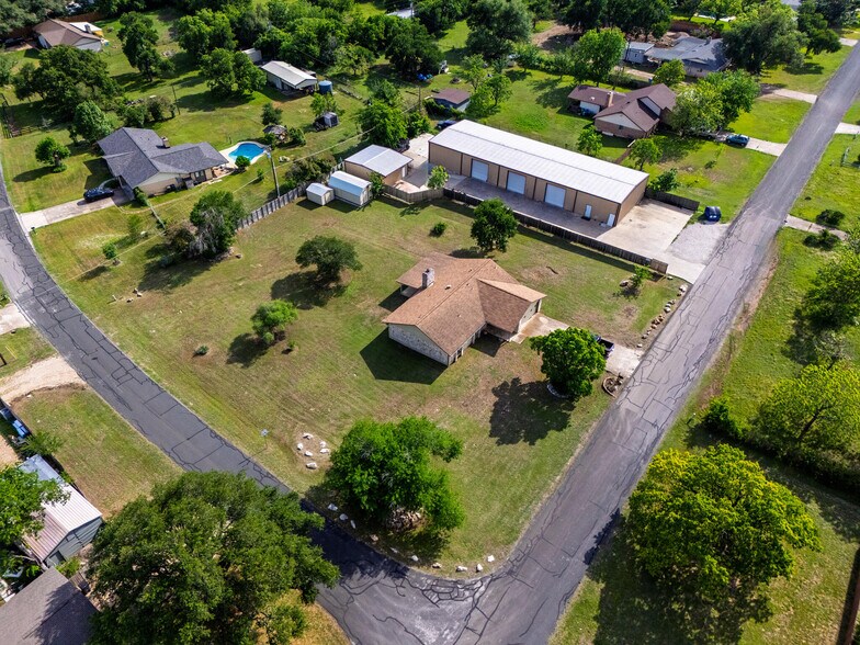 1612 Shenandoah Dr, Cedar Park, TX à vendre - Photo de l’immeuble – Image 1 sur 39