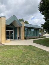 6500 N Lincoln Ave, Lincolnwood, IL à vendre Photo de l’immeuble– Image 1 sur 17