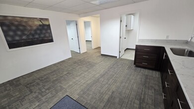 1144 N Airport Rd, Cedar City, UT à louer Photo intérieure– Image 1 sur 11