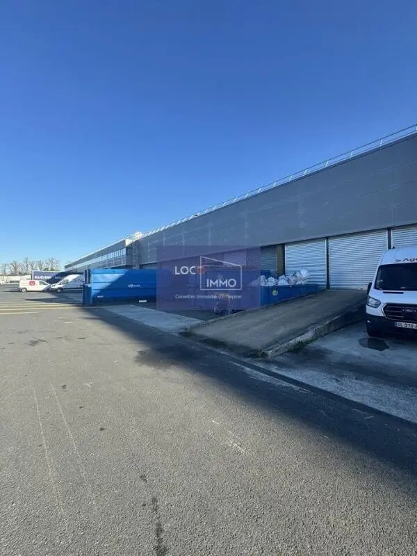 Plus de détails pour Industriel/Logistique à louer