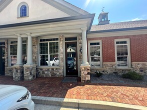 514 W Maple St, Cumming, GA à louer Photo intérieure– Image 1 sur 27