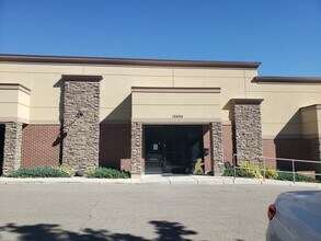 10458-10494 S Redwood Rd, South Jordan, UT à louer Photo intérieure– Image 1 sur 2