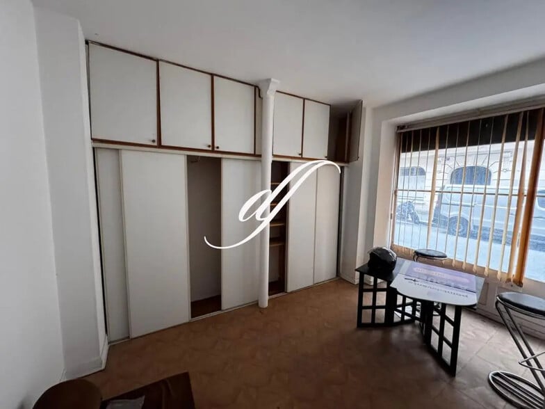 Local commercial dans Paris à vendre - Photo intérieure – Image 3 sur 8