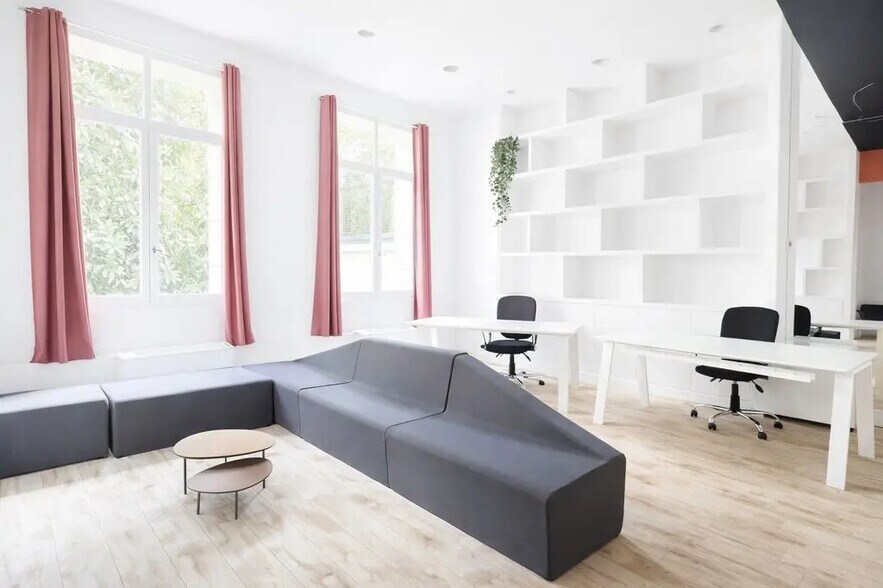 Bureau dans Paris à louer - Photo de l’immeuble – Image 2 sur 9