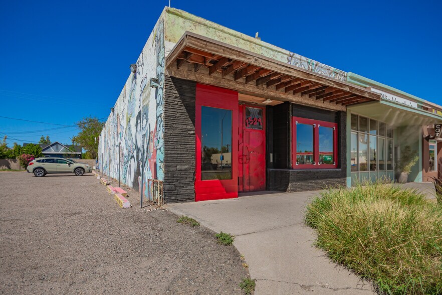 1524 E McDowell Rd, Phoenix, AZ à louer - Photo de l’immeuble – Image 1 sur 5
