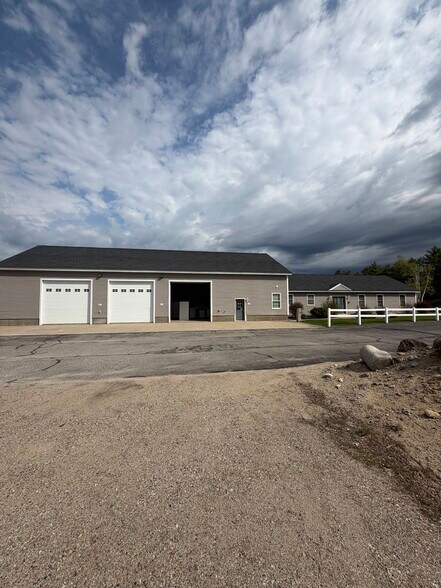 1667 White Mountain Hwy, Sanbornville, NH à louer - Photo de l’immeuble – Image 3 sur 11