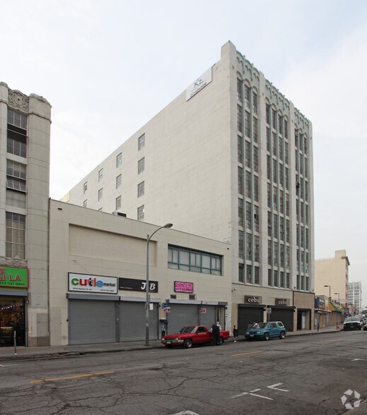 1048 Santee St, Los Angeles, CA à louer - Photo de l’immeuble – Image 2 sur 8