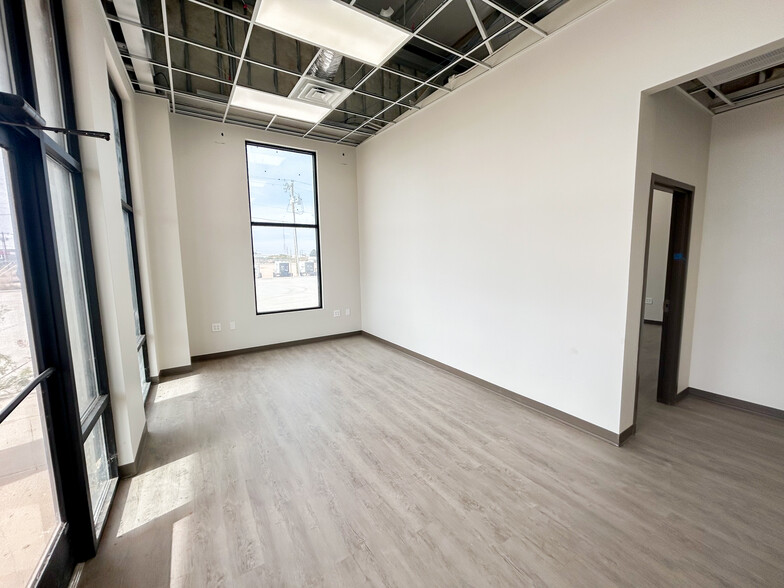 311 Chevrolet ave, Andrews, TX à louer - Photo de l’immeuble – Image 3 sur 23