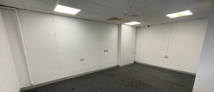 Fryers Rd, Walsall à louer Photo intérieure– Image 2 sur 9