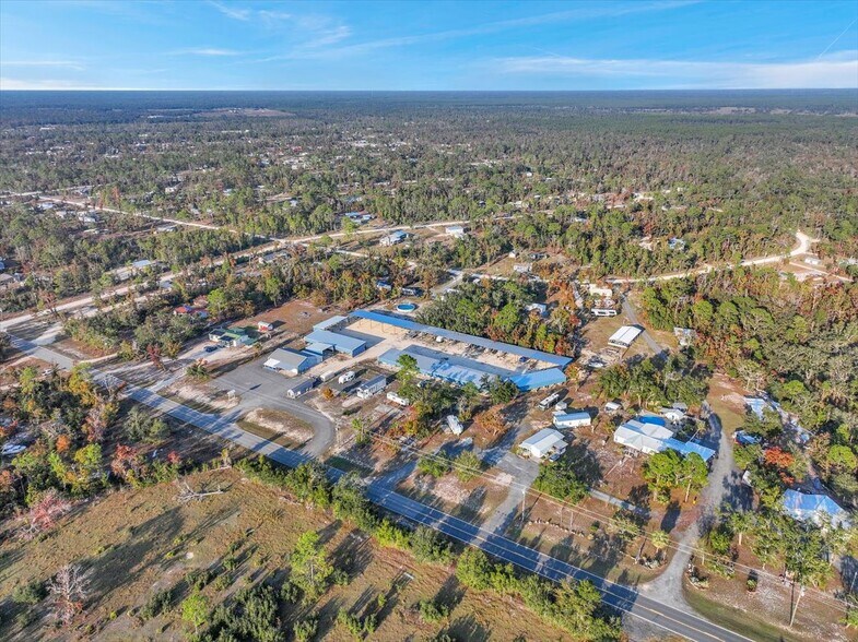 16960 Beach Rd, Perry, FL à vendre - Photo de l’immeuble – Image 3 sur 33