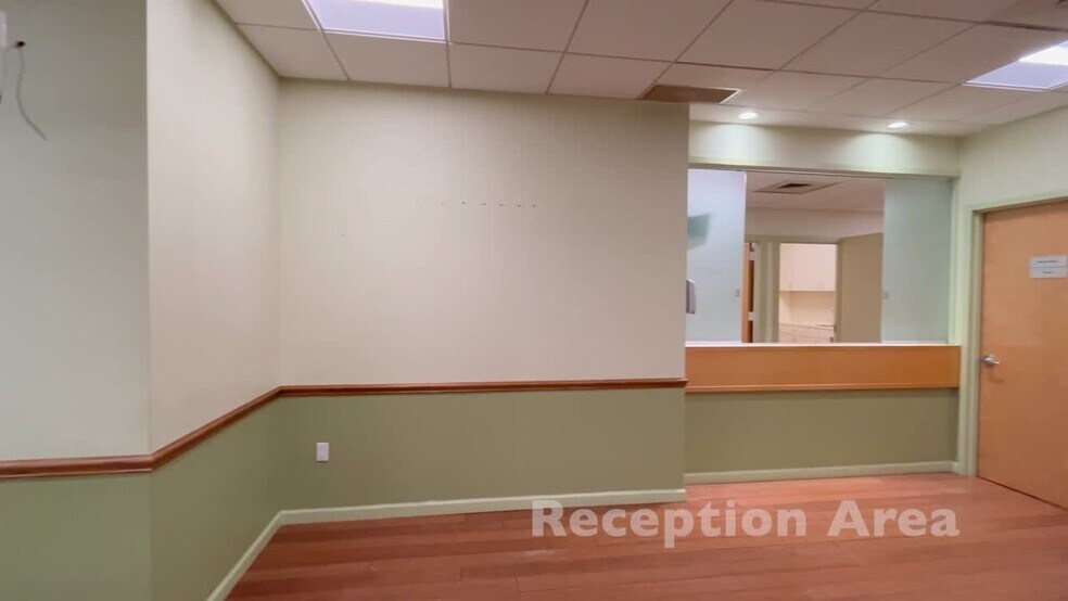 240 E 39th St, New York, NY à louer - Vidéo sur l’annonce professionnelle – Image 2 sur 4