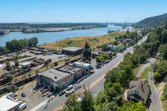 Plus de détails pour 10818-10828 NW Saint Helens Rd, Portland, OR - Local d’activités à vendre