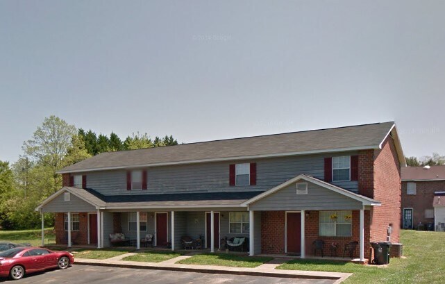 201 Fieldcrest Pl, Stanley, NC à vendre Photo principale– Image 1 sur 11
